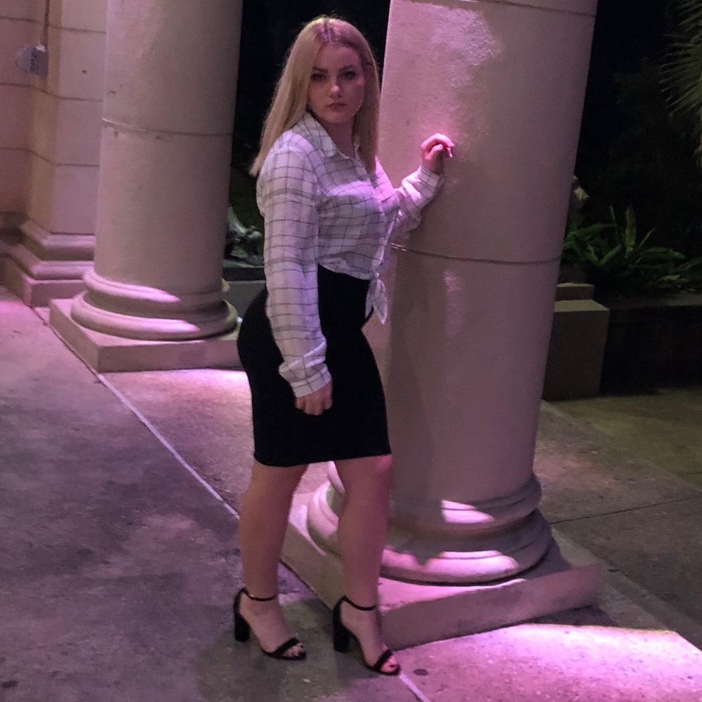Black pencil skirt